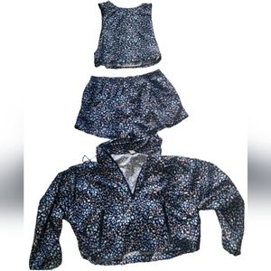 3 piece Forever 21 wind breaker set.